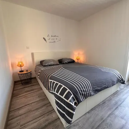 Maison Proche De La ! בית נופש *